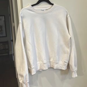 Cozy Aritizia comfy Fleece sweater